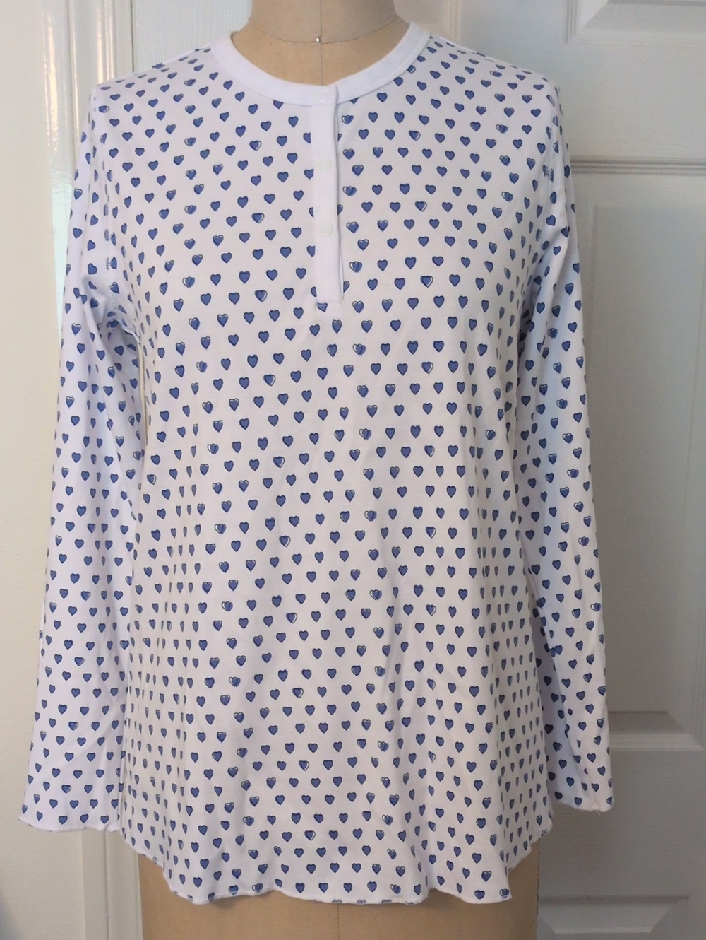 Roller Rabbit Blue Hear Pajama Top Sz. S